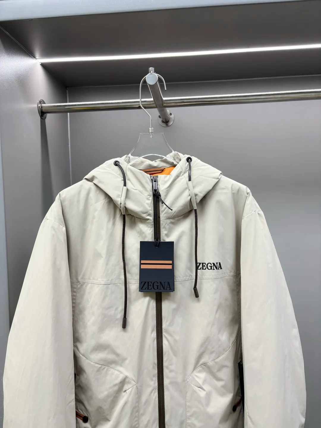 Zegna New Arrival ， Classic ， 。 ， ， ， ， ， ， ： 、 、Classic ， 。 ， ， 。 Size：M-XXXL ：Black
